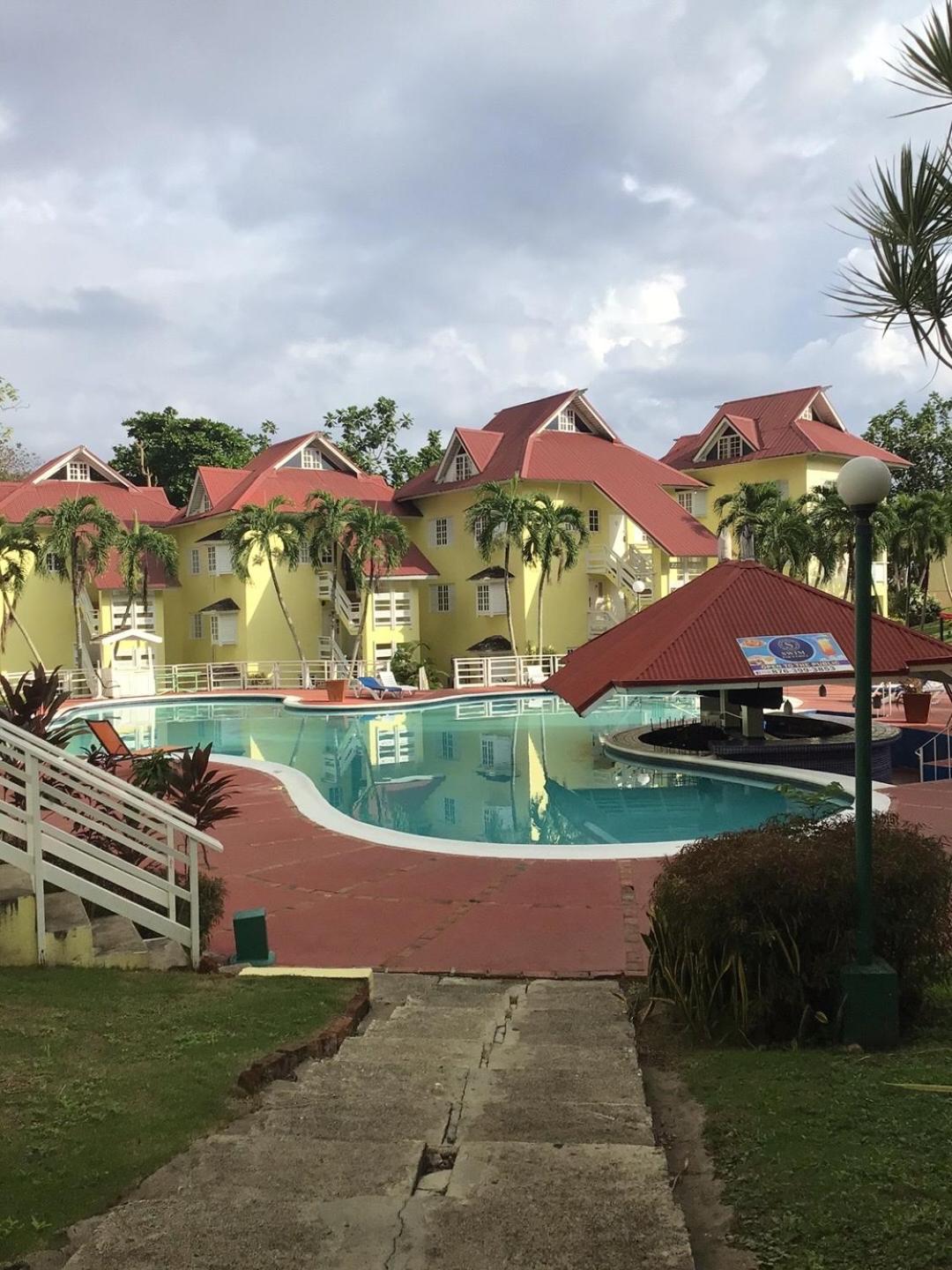 Mystic Ridge Paradise Apartment Ocho Rios Exterior photo